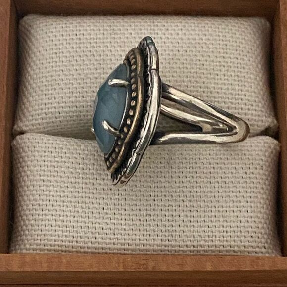 James Avery Retired Blue Heirloom Quatrefoil Ring - Picture 3 of 4